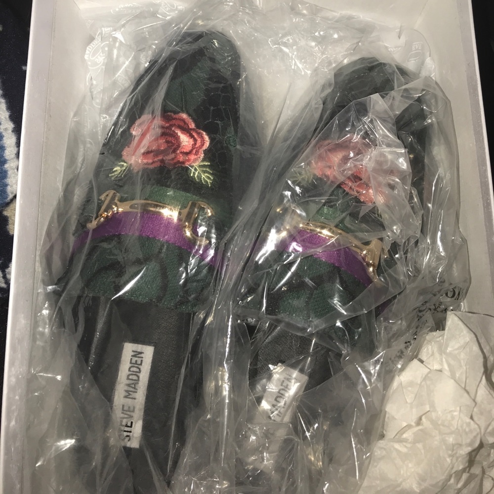 Steve Madden loafers new in the box still